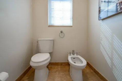 2530 NE 31st Court Lighthouse Point FL 33064