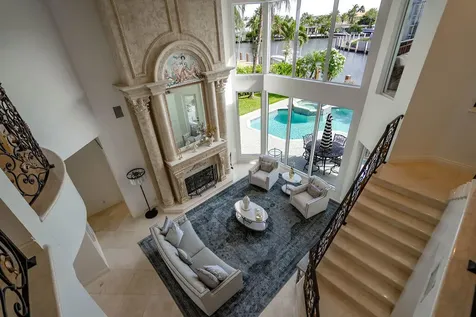 2530 NE 31st Court Lighthouse Point FL 33064