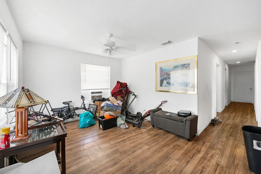 242 SW 3rd Street Deerfield Beach FL 33441
