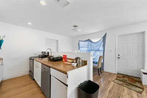 242 SW 3rd Street Deerfield Beach FL 33441