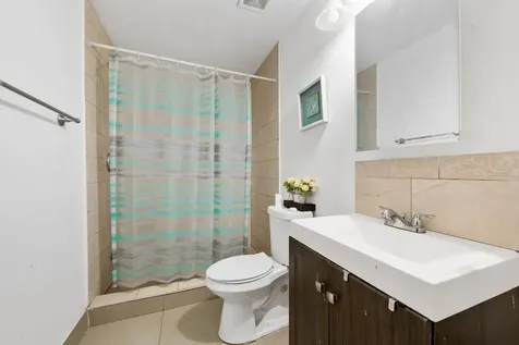 242 SW 3rd Street Deerfield Beach FL 33441