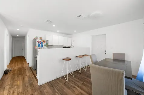 242 SW 3rd Street Deerfield Beach FL 33441