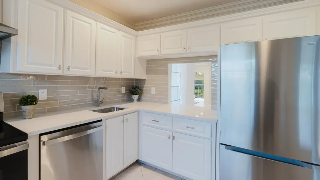 9277 Vista Del Lago Boca Raton FL 33428