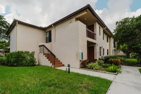 9277 Vista Del Lago Boca Raton FL 33428