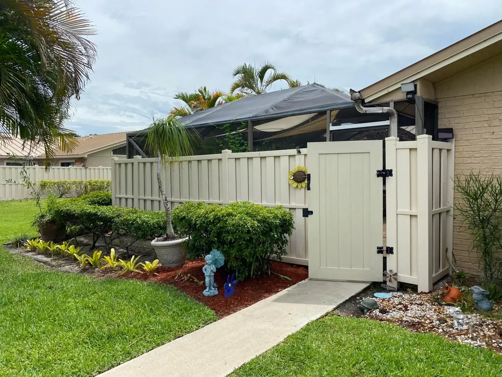 5590 Golden Eagle Circle Palm Beach Gardens FL 33418