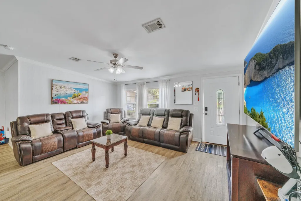 138 Plantation Boulevard Greenacres FL 33467