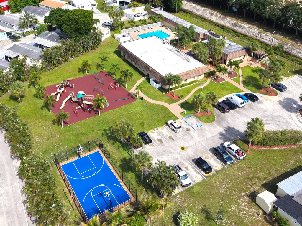 138 Plantation Boulevard Greenacres FL 33467