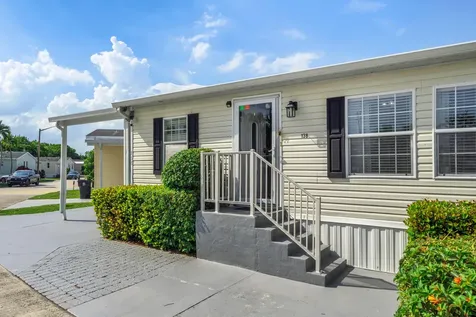 138 Plantation Boulevard Greenacres FL 33467