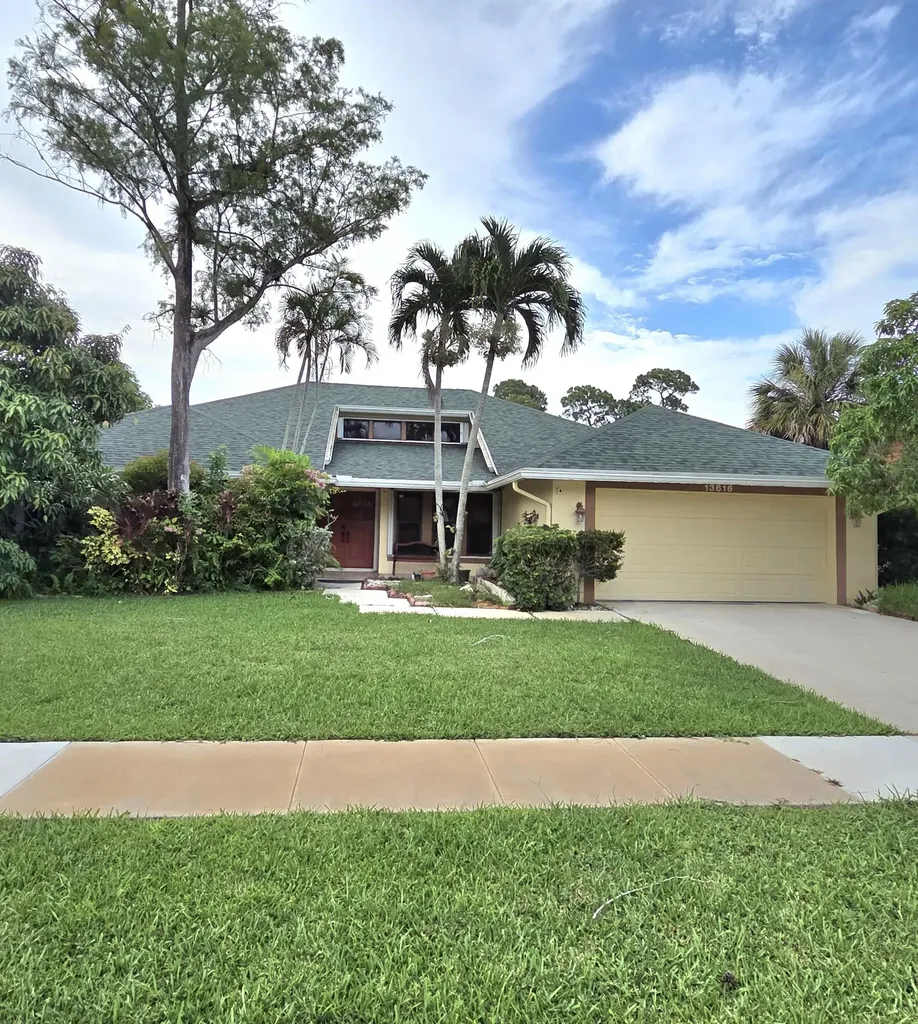 13616 Northumberland Circle Wellington FL 33414