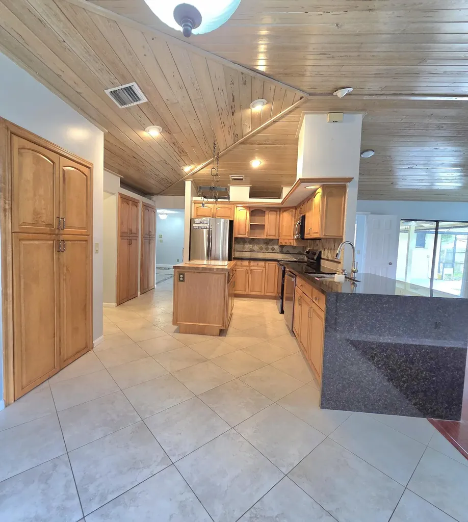13616 Northumberland Circle Wellington FL 33414