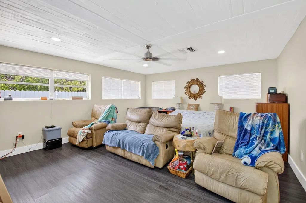 7381 High Ridge Road Boynton Beach FL 33426