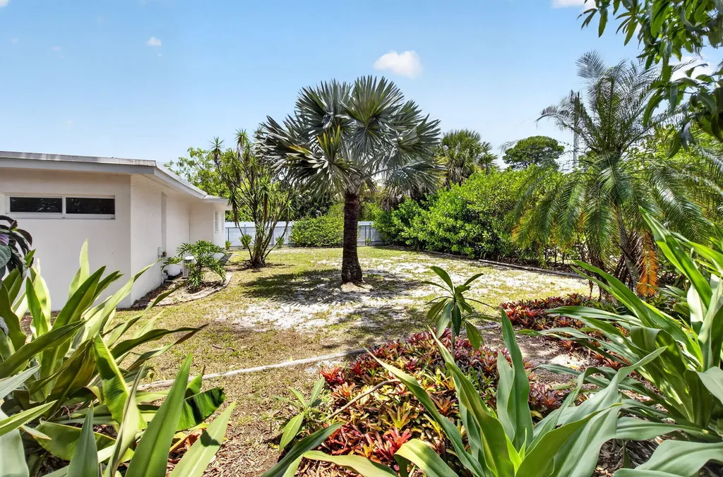 7381 High Ridge Road Boynton Beach FL 33426