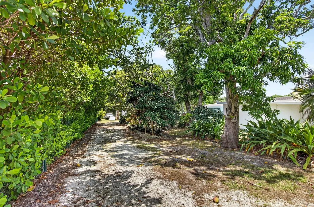 7381 High Ridge Road Boynton Beach FL 33426