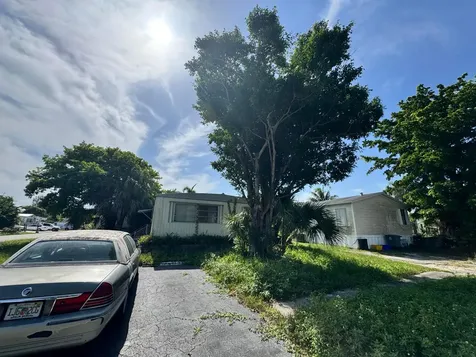 22850 Cascade Place Boca Raton FL 33428