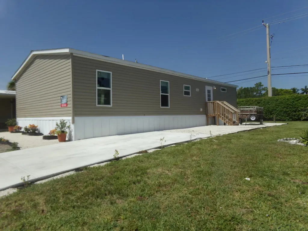 1006 Andros Bay Boynton Beach FL 33436