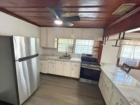 315 Avenue J Moore Haven FL 33471