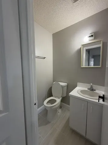 1605 N 42nd Street Fort Pierce FL 34947