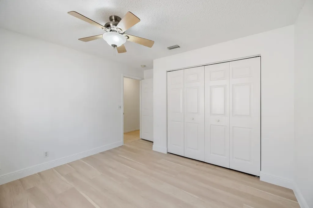 3800 Woodfield Drive Coconut Creek FL 33073