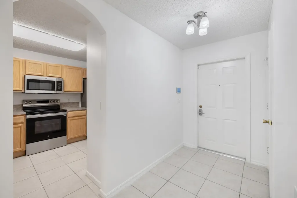 3800 Woodfield Drive Coconut Creek FL 33073