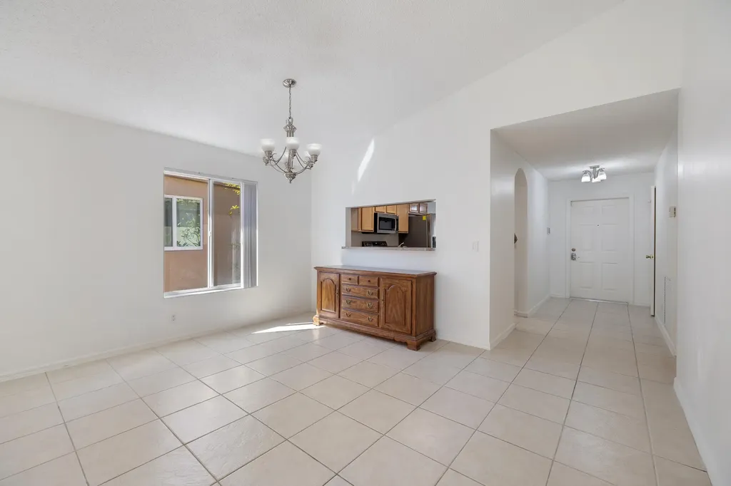 3800 Woodfield Drive Coconut Creek FL 33073