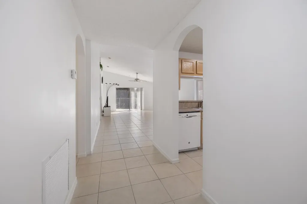 3800 Woodfield Drive Coconut Creek FL 33073