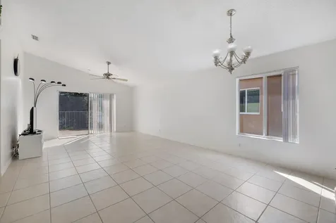 3800 Woodfield Drive Coconut Creek FL 33073