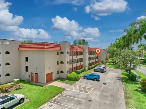 3091 E Sunrise Lakes Drive E Sunrise FL 33322