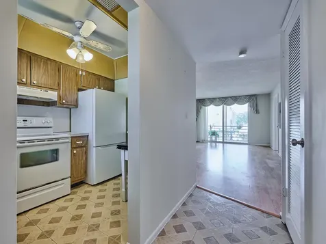 3091 E Sunrise Lakes Drive E Sunrise FL 33322