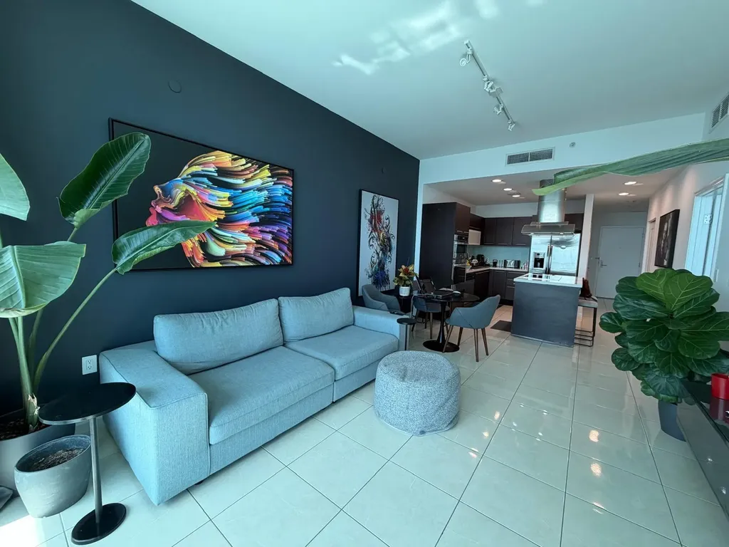 7930 East Drive North Bay Village FL 33141