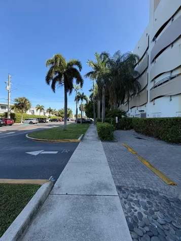 7930 East Drive North Bay Village FL 33141