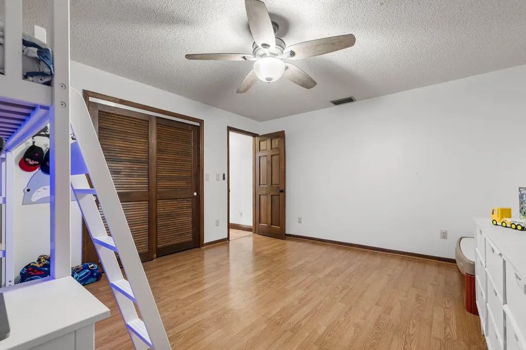 6911 SE 88th Boulevard Okeechobee FL 34974