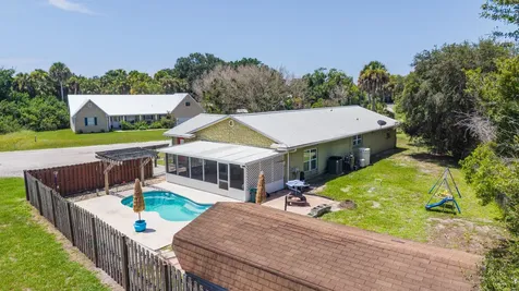 6911 SE 88th Boulevard Okeechobee FL 34974