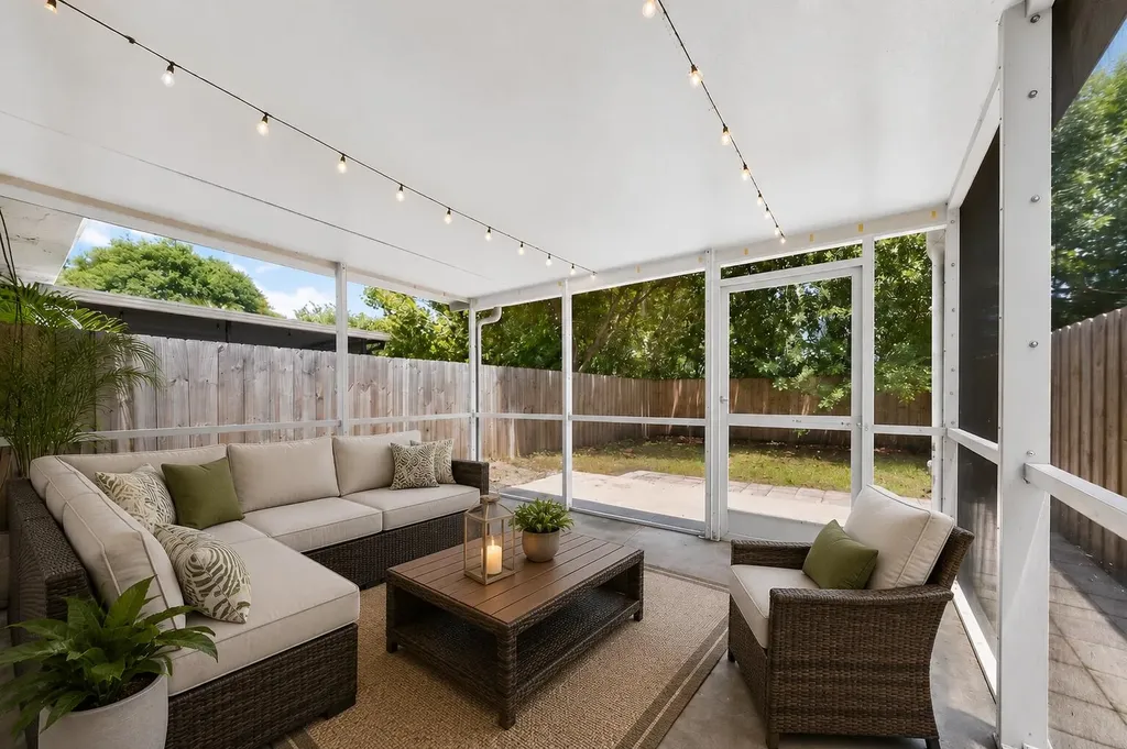 292 Sunshine Drive Coconut Creek FL 33066