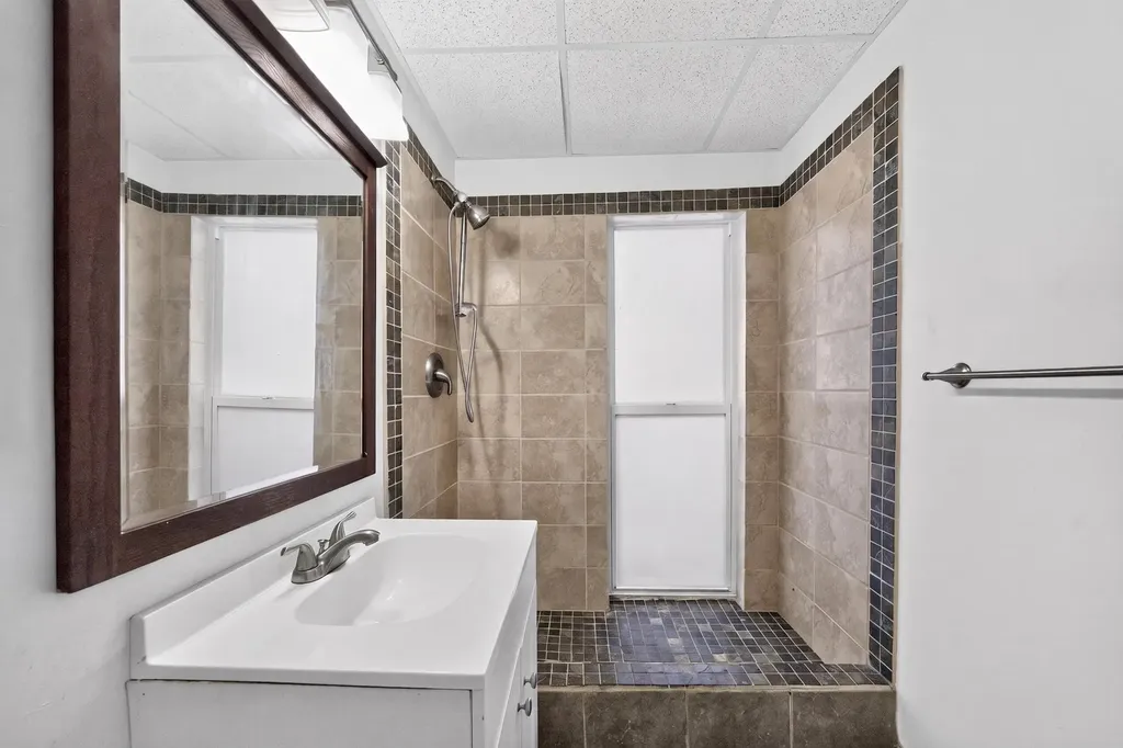 292 Sunshine Drive Coconut Creek FL 33066
