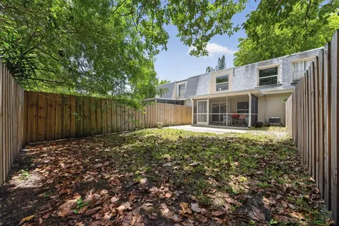 292 Sunshine Drive Coconut Creek FL 33066