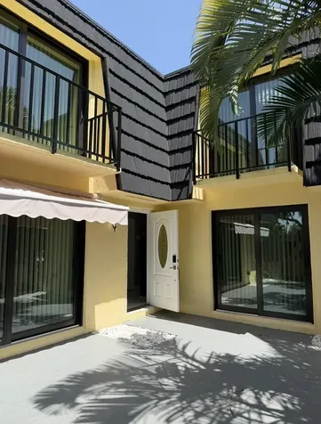 232 Woodland Road Palm Springs FL 33461