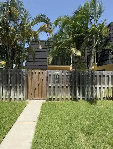 232 Woodland Road Palm Springs FL 33461