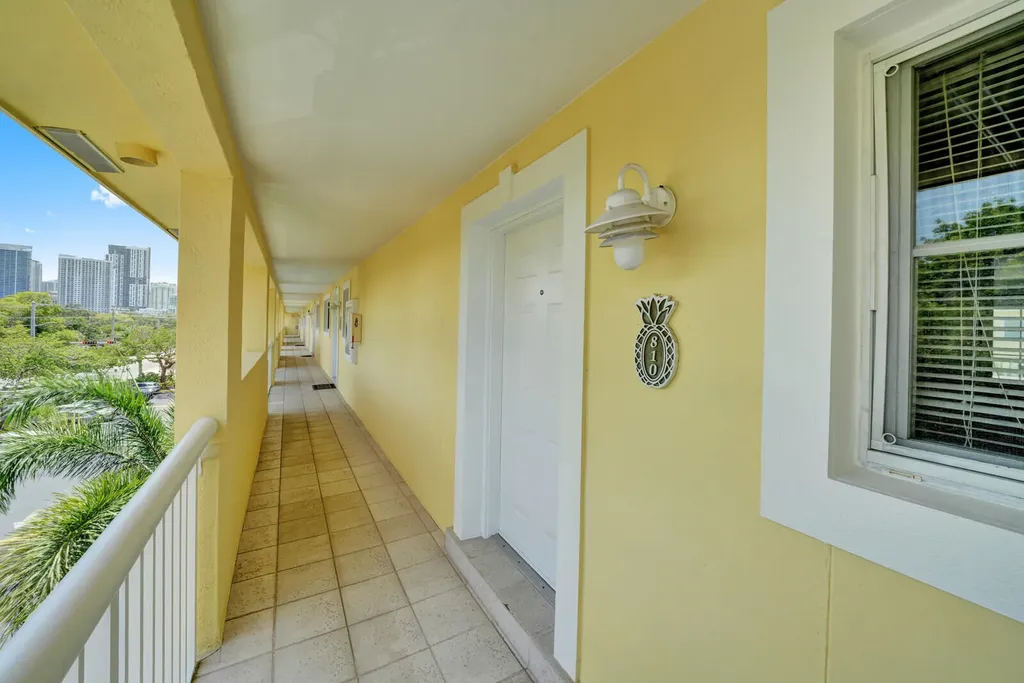 1501 E Broward Boulevard Fort Lauderdale FL 33301