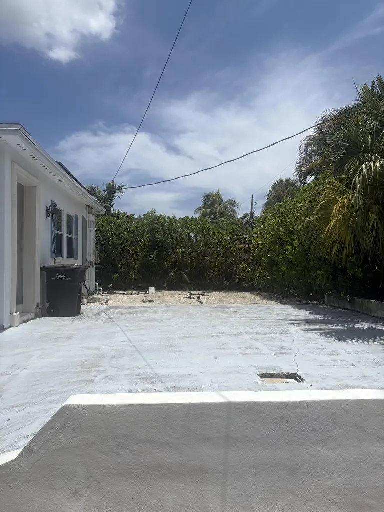 630 Claremore Drive West Palm Beach FL 33401