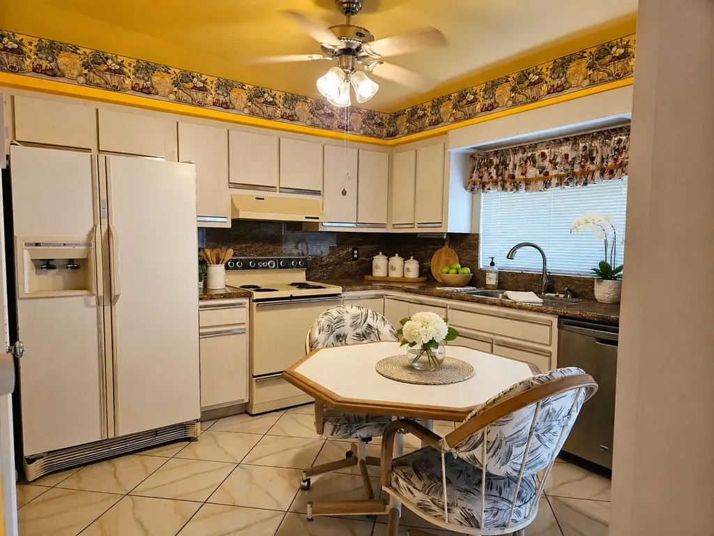 4763 Storkwood Terrace Boynton Beach FL 33436