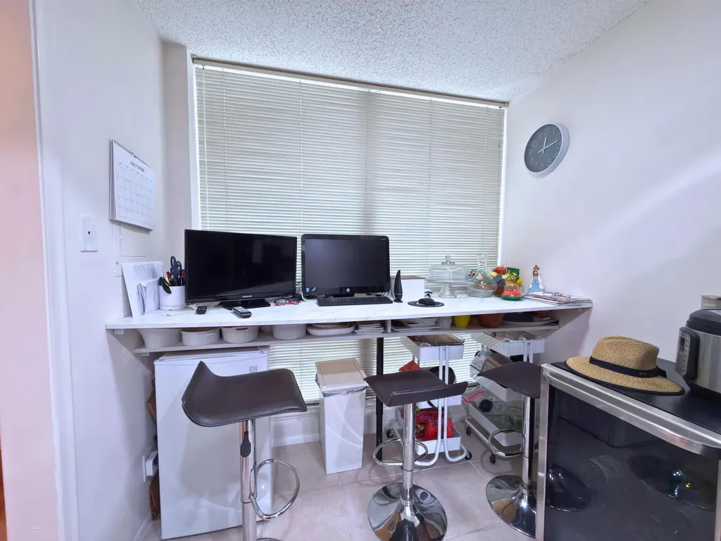 1204 Bridgewood Place Boca Raton FL 33434