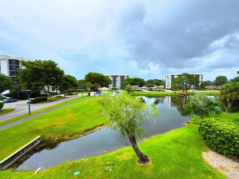 1204 Bridgewood Place Boca Raton FL 33434