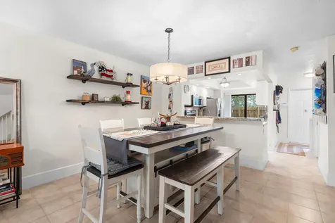 2116 NE 44th Street Lighthouse Point FL 33064