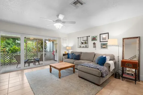 2116 NE 44th Street Lighthouse Point FL 33064