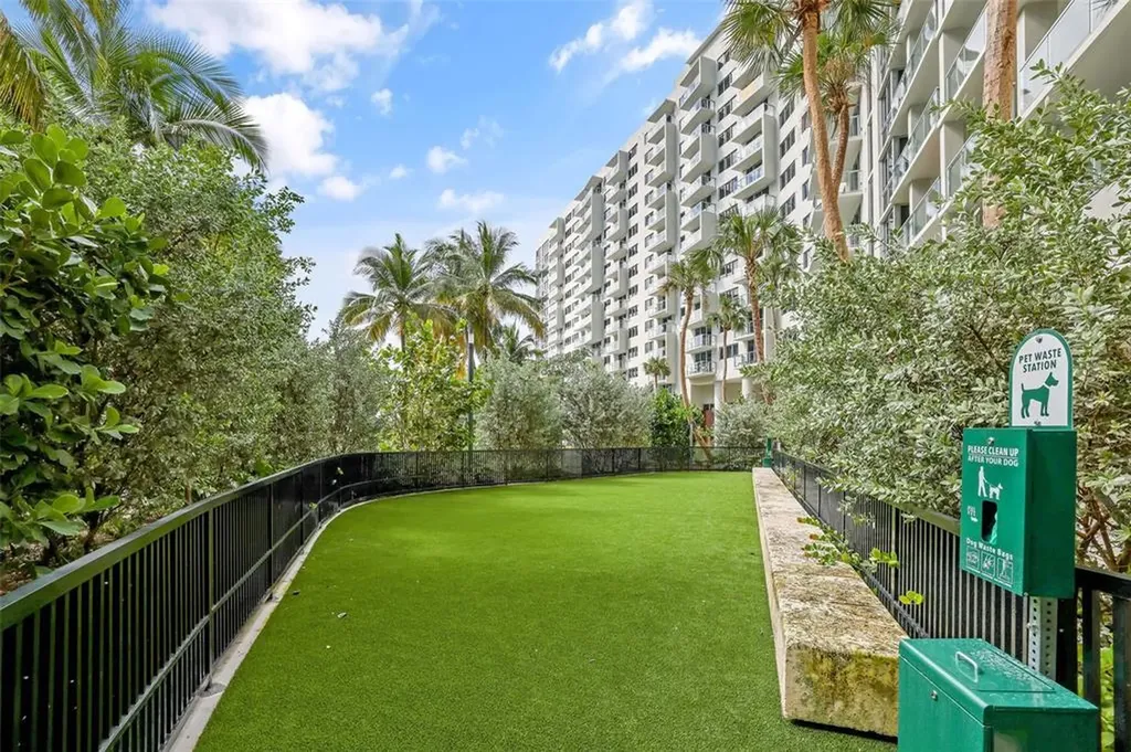 1500 Bay Road Miami Beach FL 33139
