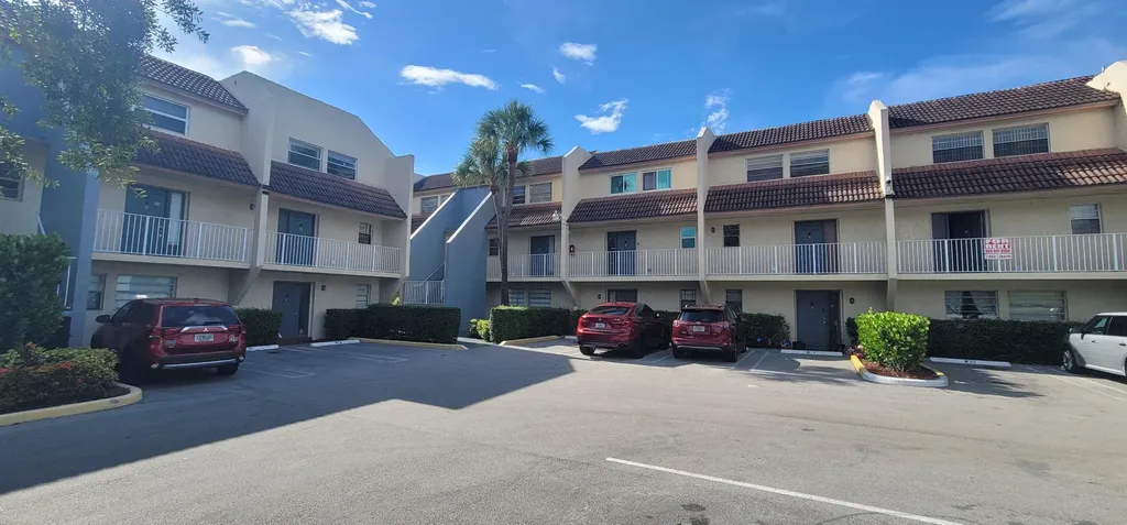 3760 NW 115th Way Coral Springs FL 33065