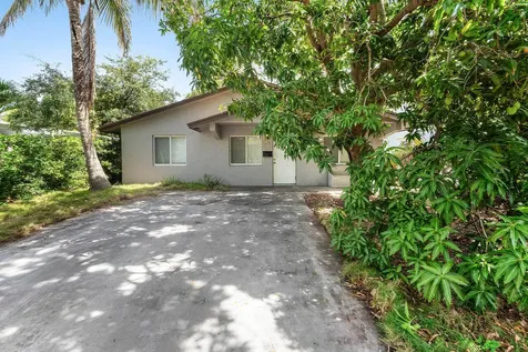 417 Upland Road West Palm Beach FL 33401