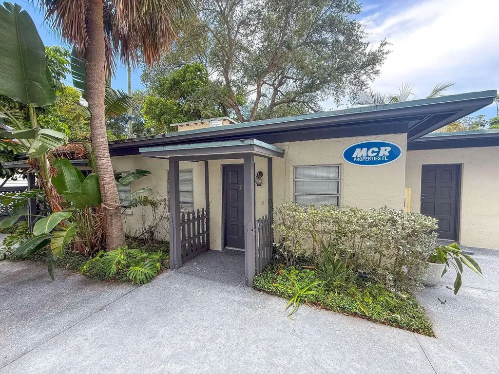 131 S Federal Highway Lake Worth Beach FL 33460
