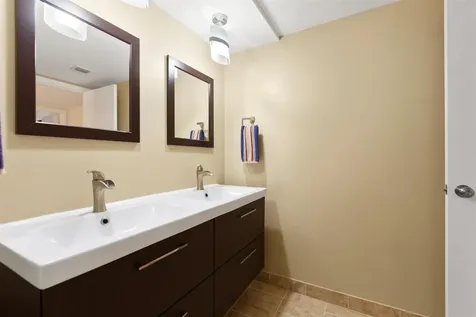 3229 Gardens E Drive Palm Beach Gardens FL 33410
