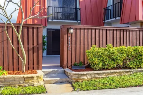 3229 Gardens E Drive Palm Beach Gardens FL 33410